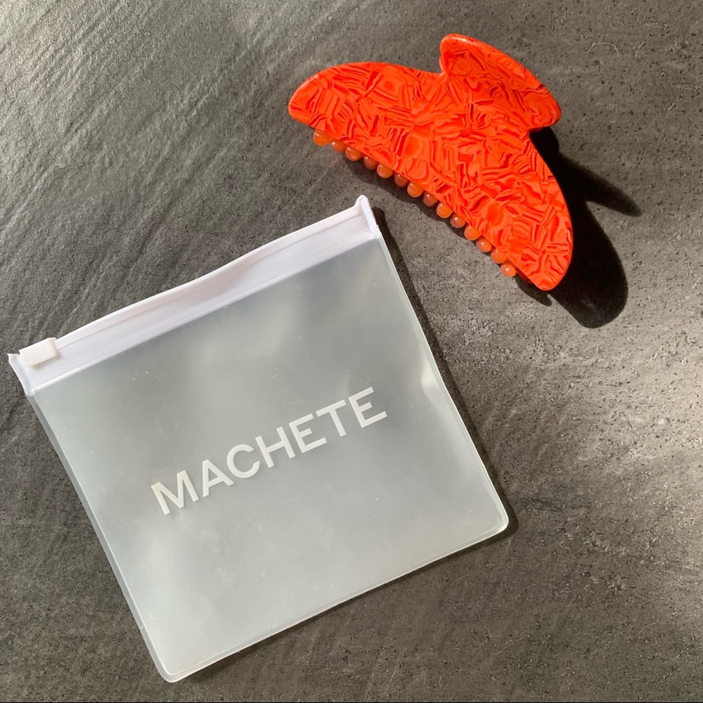 Machete midi heirloom claw hair clip in Poppy